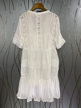 2021 Poletje Moda Belo Obleko Visoko Kakovostne Ženske Proti-Vrat Votlih Iz Čipke Mozaik Kratek Rokav Priložnostne Boho Obleko Oblačila