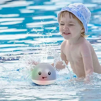 Baby Kopel Igrače razpršeno Vodo Tuš Plavati Bazen za Kopanje Igrače za Otroke Električni Kita Kopel Žogo z Lahka Glasba LED Luči Igrače Darilo