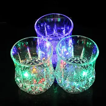 Barvita LED Žareče Vino, Viski Pokal Flash Svetlobe Stekleni Vrč Bar Party Pijače Noč Pijačo Pokal