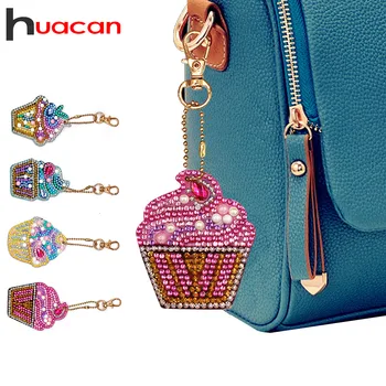 Huacan Posebno Oblikovan Diamond Slikarstvo Keychain Risanka 5d Diy Diamond Mozaik Pribor Keyring Vrečko Darilo