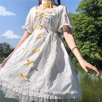 Japonski Dekle Kvadratnih Lok Daisy Cvet Lolita Obleko Poletje Belo Dolgo Puff Rokav Čipke Odraslih Cosplay Obleke za Ženske 2021 Robe