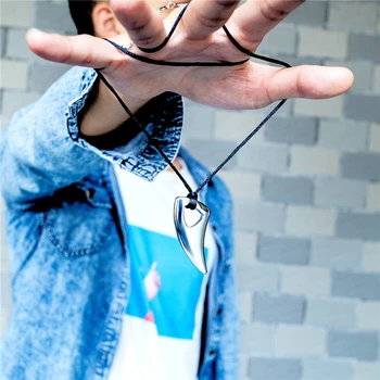 Korejski Človek Ogrlica YMS N422 Nakit 2021 Trend Tekstilne Vrvi iz Nerjavečega Jekla Barvne Moda za Moške Črne Rogovi Obesek 60 CM