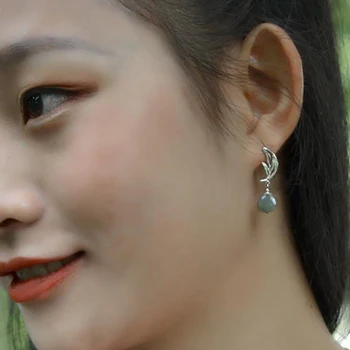 Naravni Hetian zelena jadeit Tajski srebrni uhani Kitajski retro sveže romantični čar ženske pošljete prijateljem, obletnice, darila