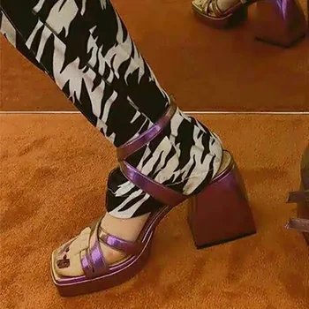 Nova zasnova gleženj sponke traku sandali ženske platformo klini visokih petah poletje open toe stranka poročni čevlji blagovne znamke vzletno-pristajalne steze čevlji
