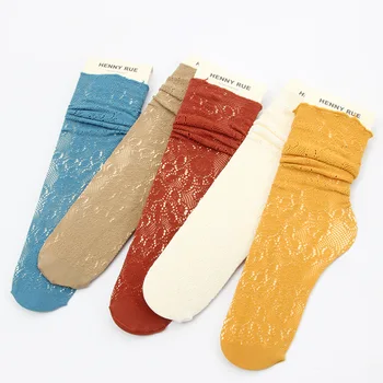 Nove ženske nogavice spomladi in poleti Japonski čipke openwork barve kup seksi nogavice korejska različica sredini cevi