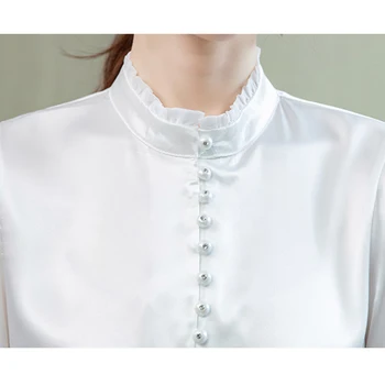 Novo 2021 Pomlad Belo Srajco Ženske Elegantne Brsti Rob Turtleneck Beading Bluze Z Dolgimi Rokavi Saten Vrhovi Slim Osnovne Srajca Femme