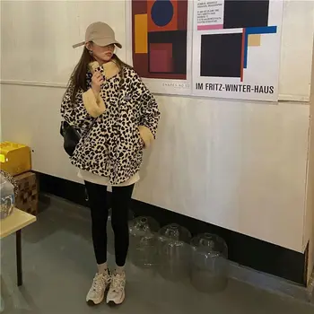 Oblazinjeni suknjič Hong Kong leopard slog tiskanja retro dvostranski umetno jagnje volna plašč ženski nov debel prevelik 2021 jesen zima