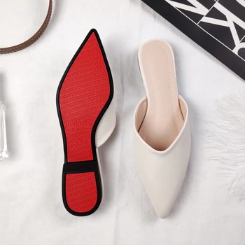 Oblikovalci pomlad in poletje 2021 novo umetno usnje ženske ravno sandali s konicami prstov na nogi modni trend copate