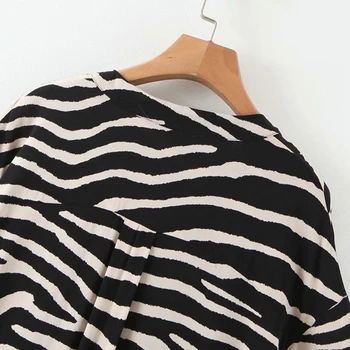 TWOTWINSTYLE Priložnostne Svoboden Hit Barve Obleko Za Ženske V Vratu Kratek Rokav Tiskanja Zebra Midi Obleke Ženska Moda Nova Oblačila