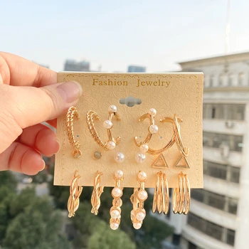 VKME Moda Letnik Biser Uhani Visijo Set Za Ženske Zlata Hoop Biseri Spusti Earings Krog Pearl Tassel Uhan 2021 Nakit